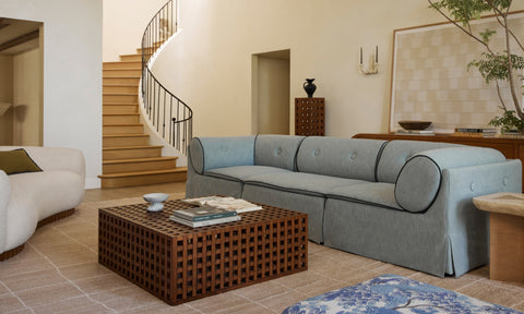 Shapely Surround