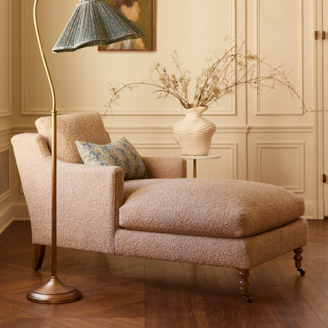 Chaise Lounges + Daybeds