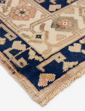 Vintage Turkish Hand-Knotted Wool Rug No. 405, 4'8