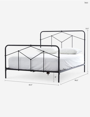 Maddie Bed : Black / King