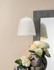 #color::white #size::10-dia