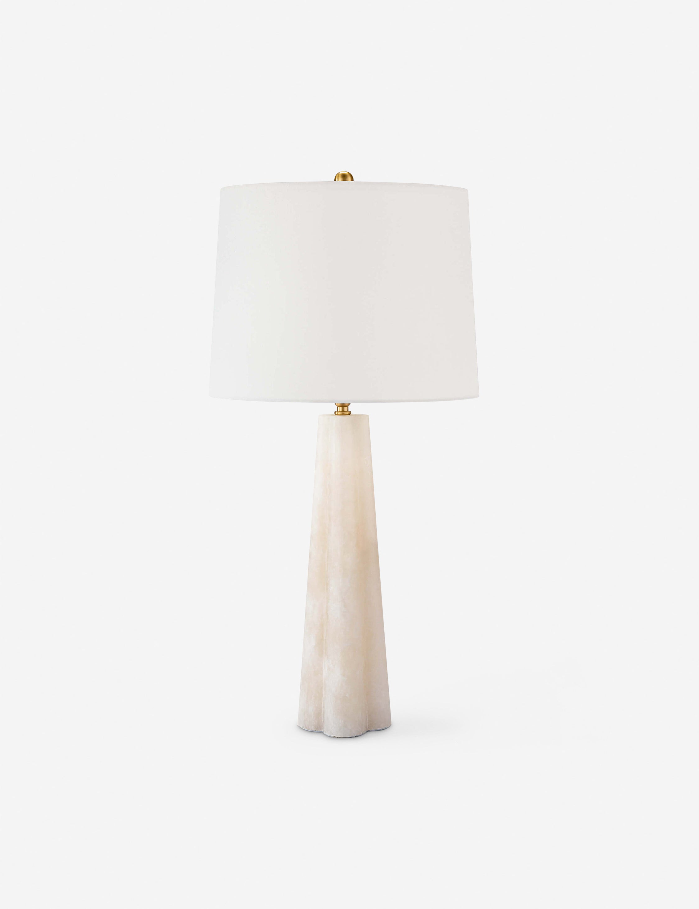 #color::alabaster