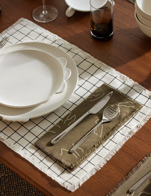 Linea Flatware by Mepra : Polished Champagne / 20-Piece Set