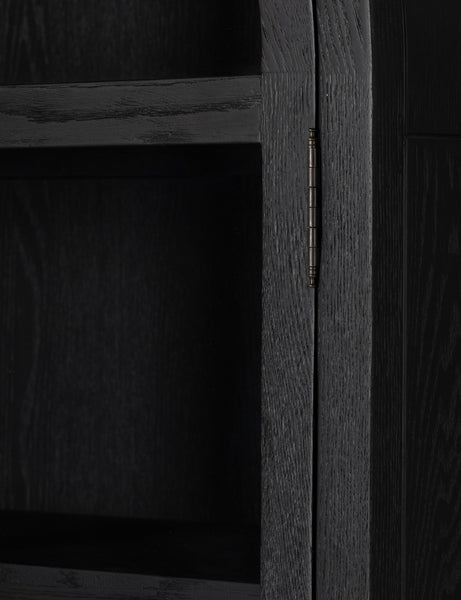 #color::black