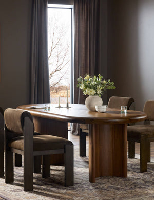 Gilda Extendable Oval Dining Table : Natural