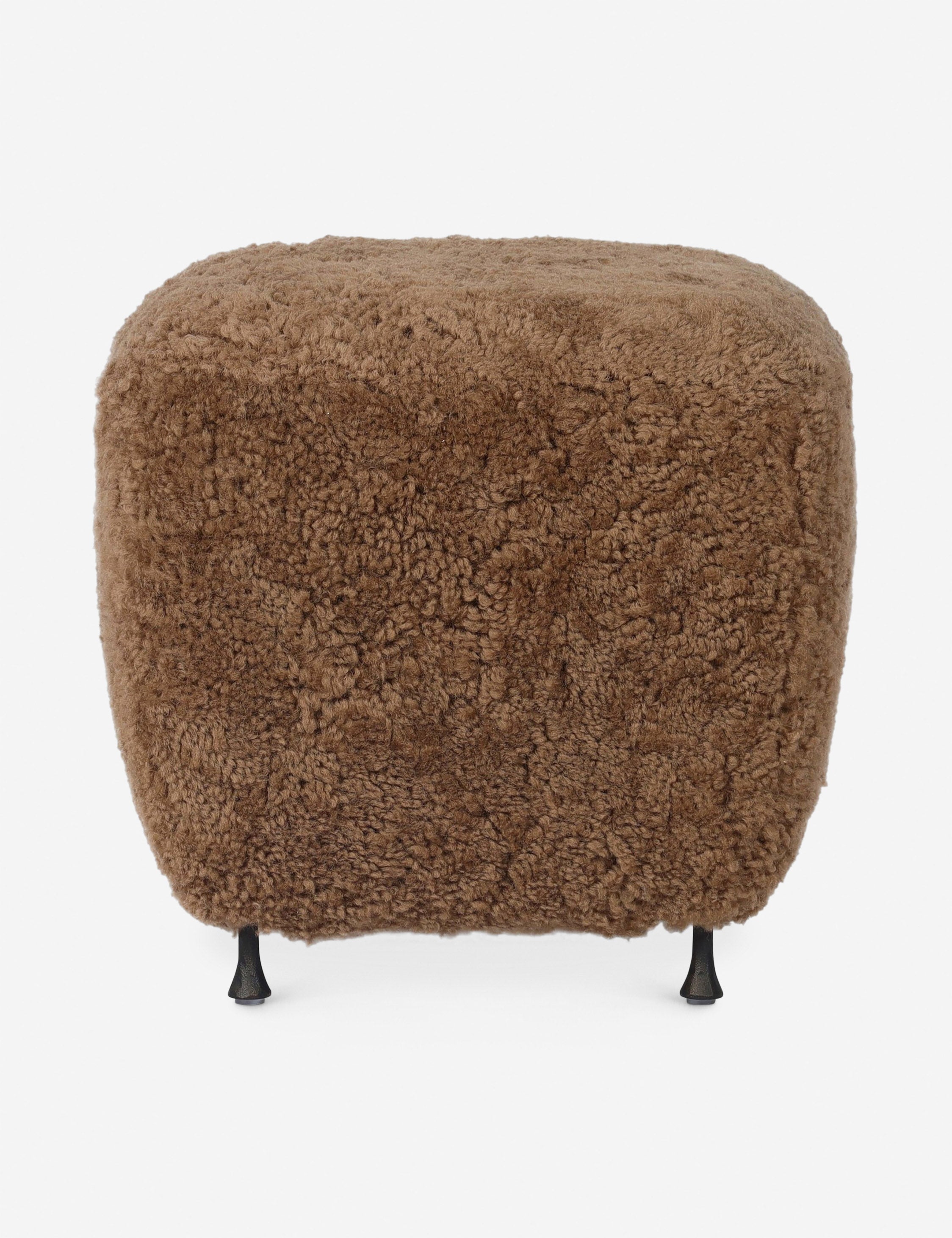 #color::amber-shearling
