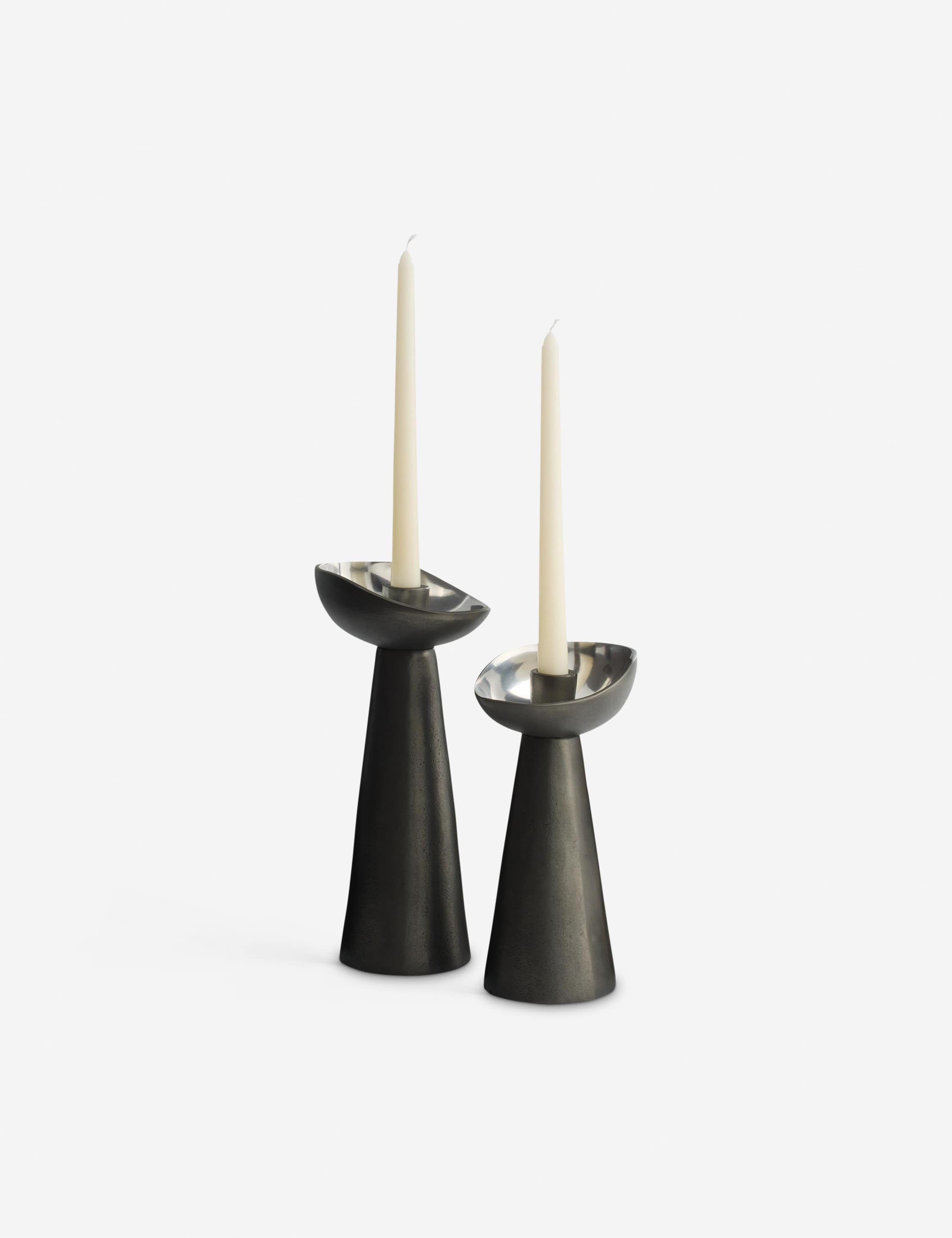 #color::black-and-ivory