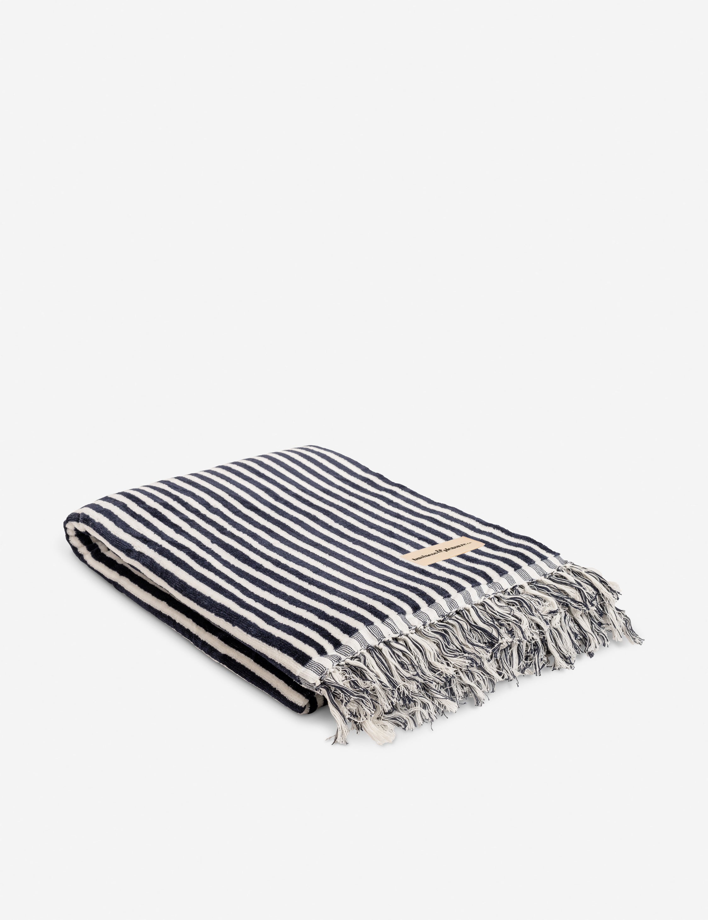 #color::navy-stripe