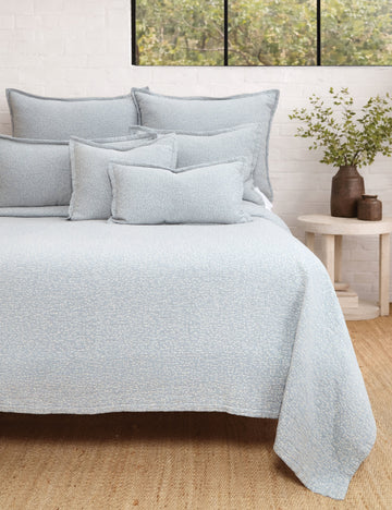 #color::light-blue #size::twin/twin-xl #size::queen #size::king