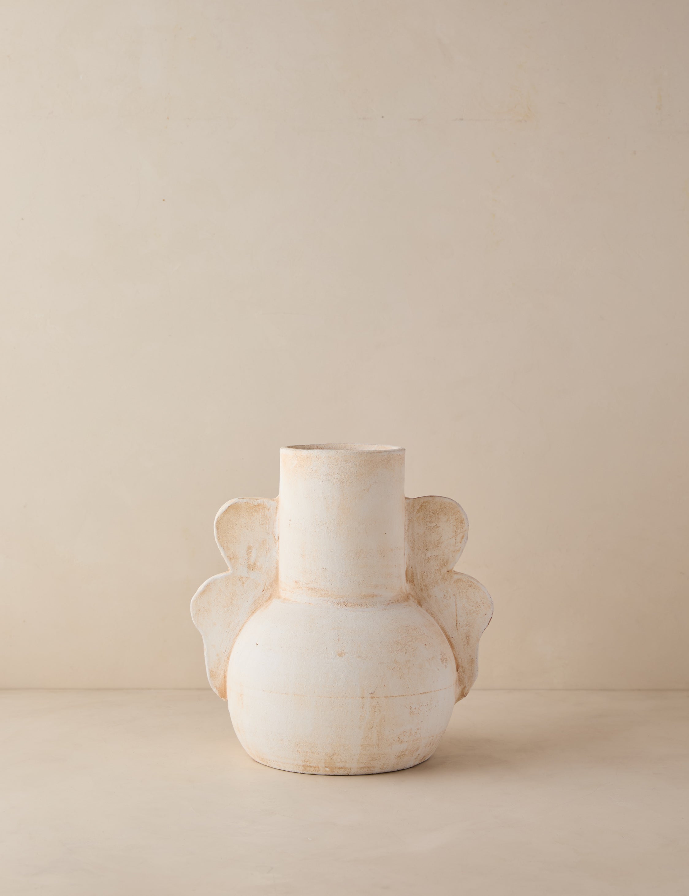 #color::ivory