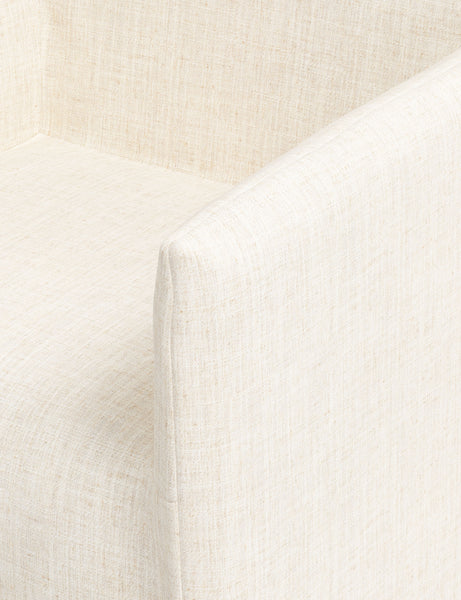 #color::talc-linen
