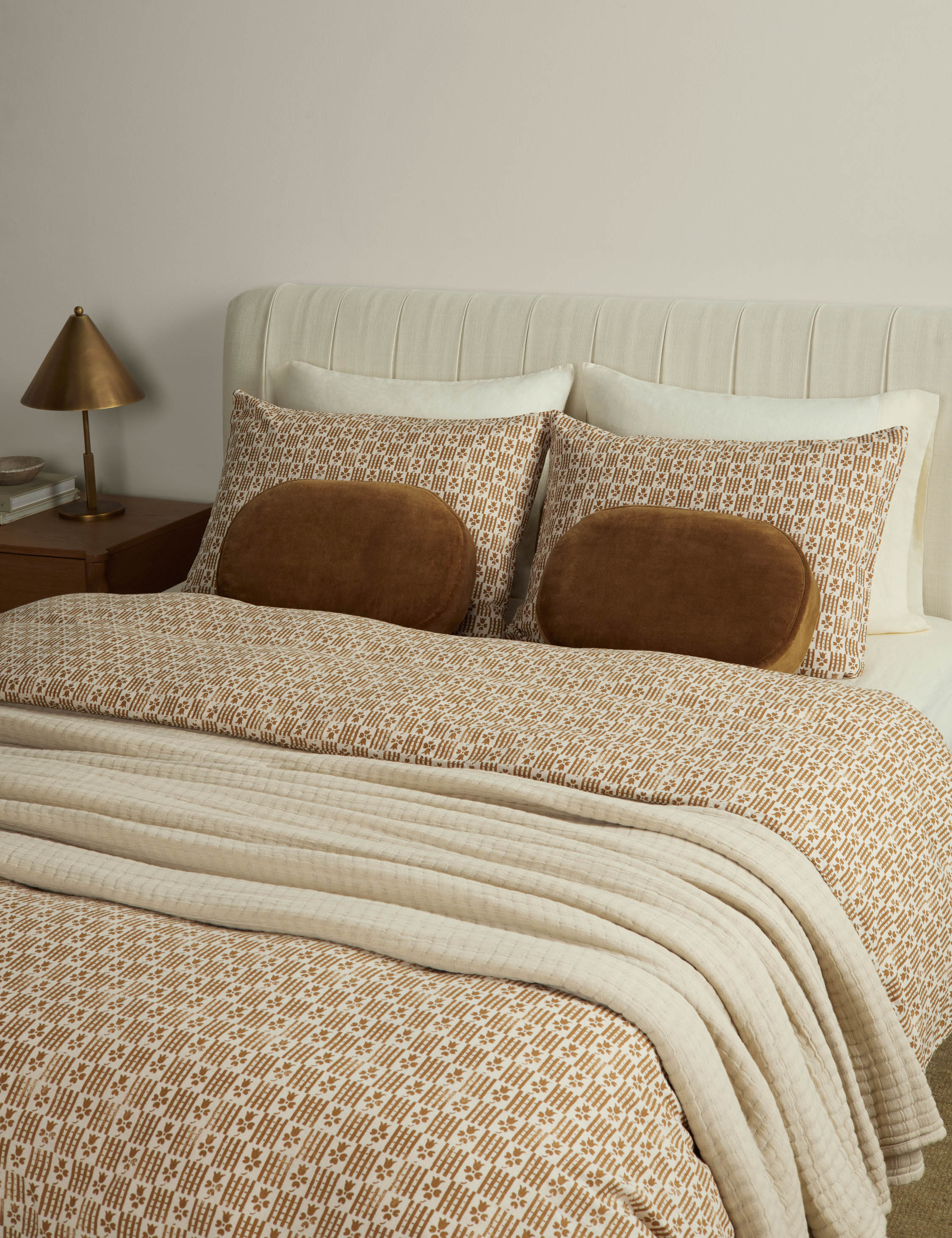 #color::marigold #size::full-queen #size::king-cal-king #type::duvet-cover #type::duvet-set