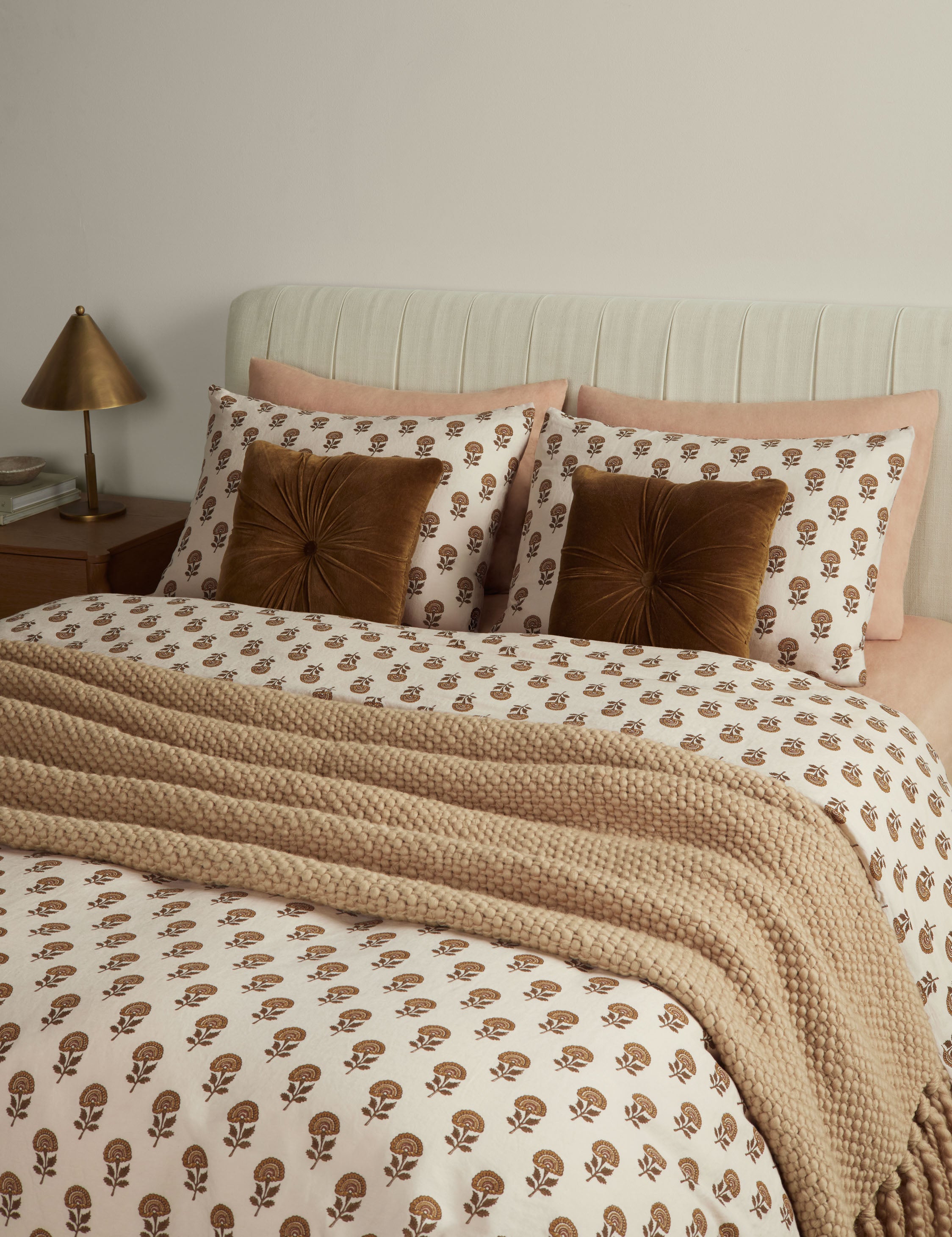 #color::marigold #size::full-queen #size::king-cal-king #type::duvet-cover #type::duvet-set