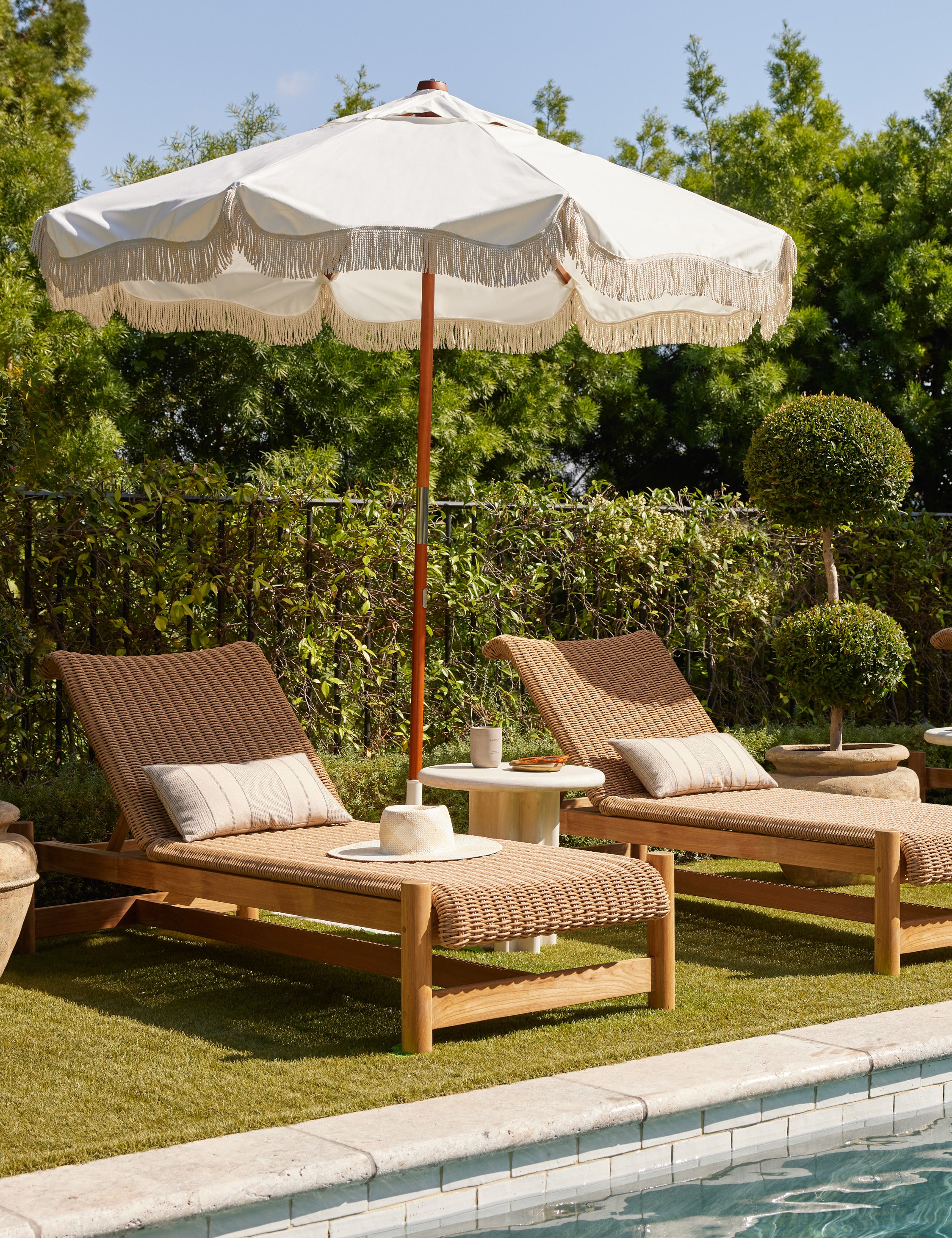 #color::natural-teak