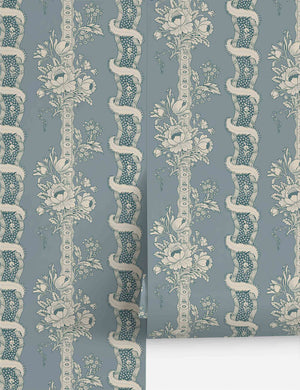 Scalamandre Alexandra Wallpaper by Sandberg, Misty Blue - Swatch
