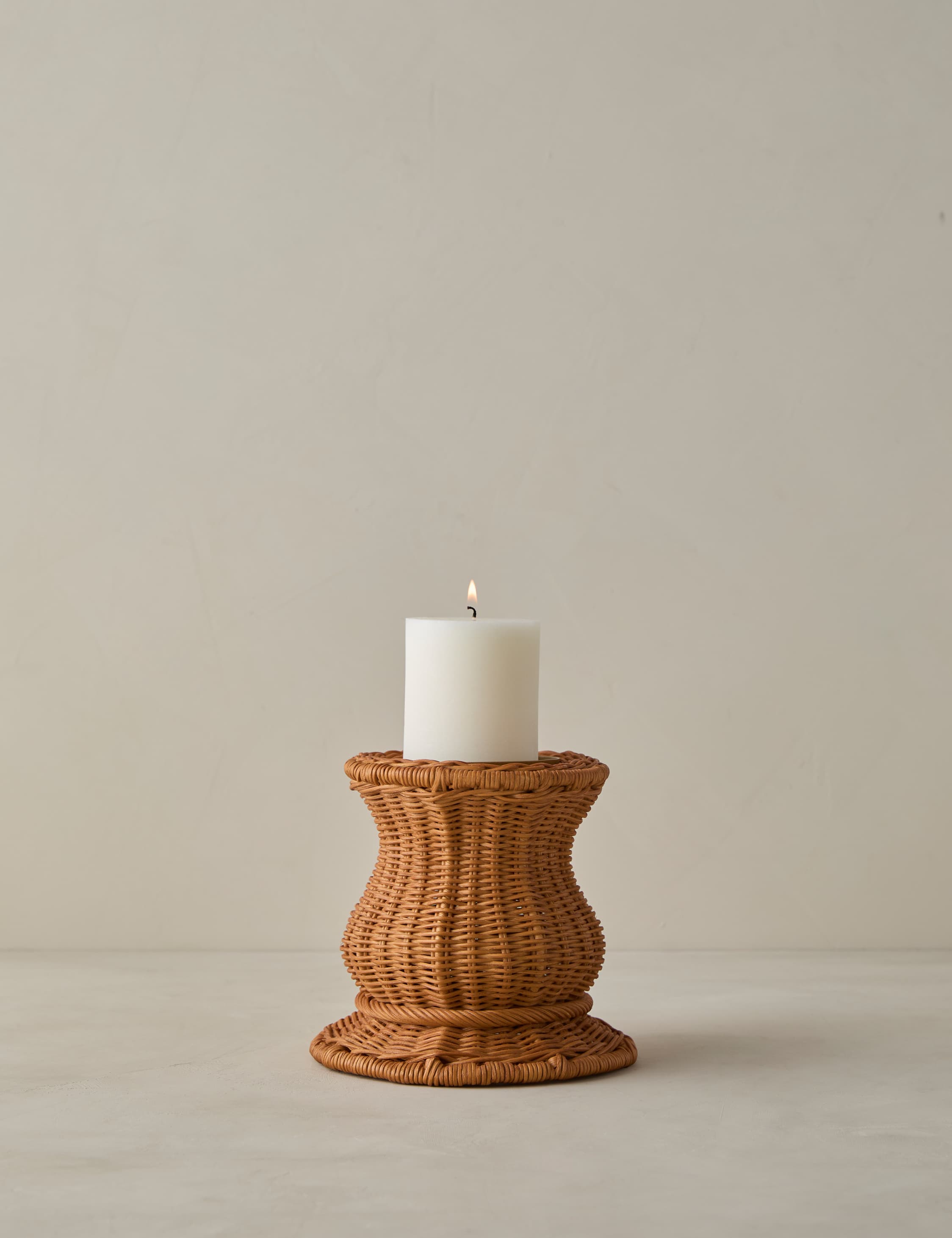 #color::ginger #size::large