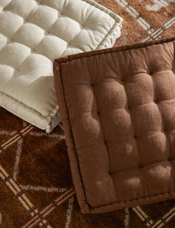 #color::natural #color::walnut