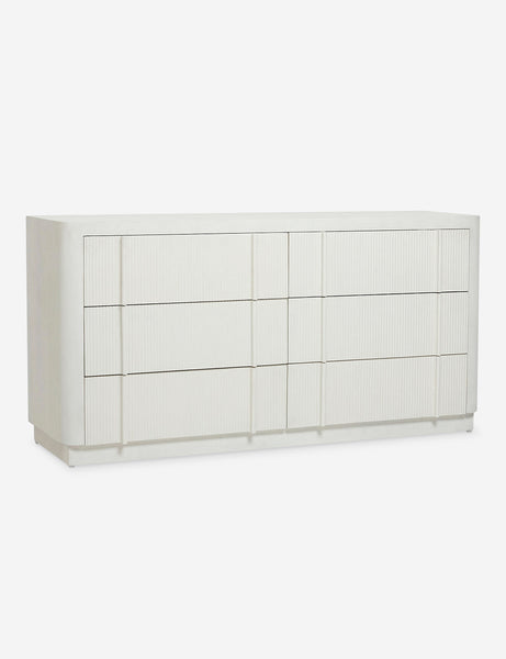 #color::ivory