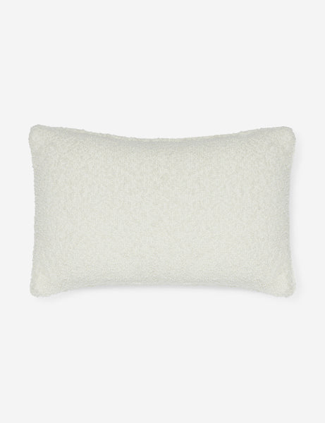 #color::ivory #style::lumbar