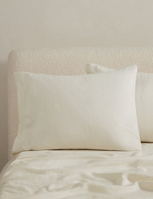 Essie soft, breathable hemp pillowcase in cream