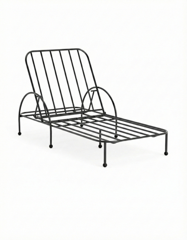 Outdoor Chaise Lounges + Daybeds