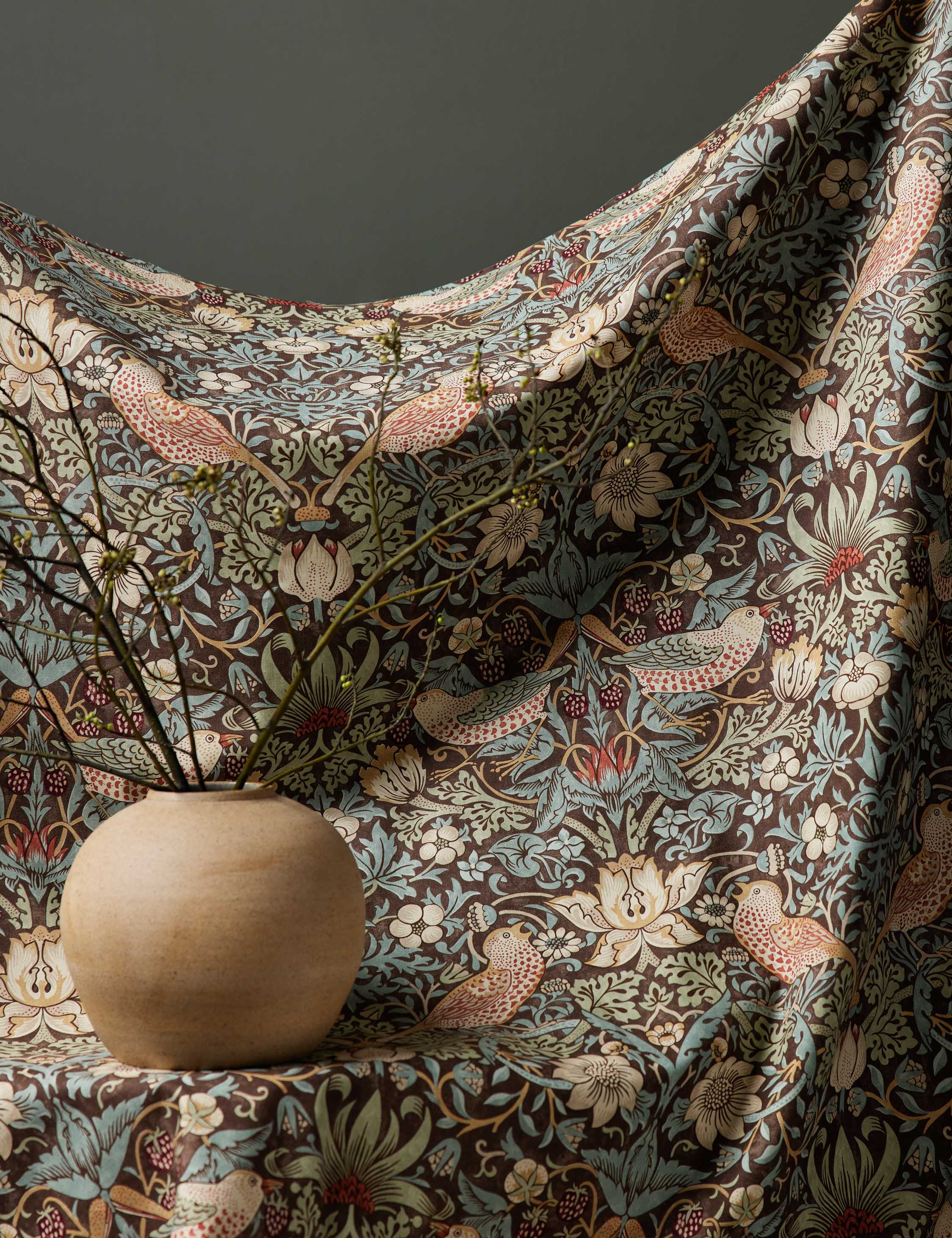 #color::chocolate-and-slate